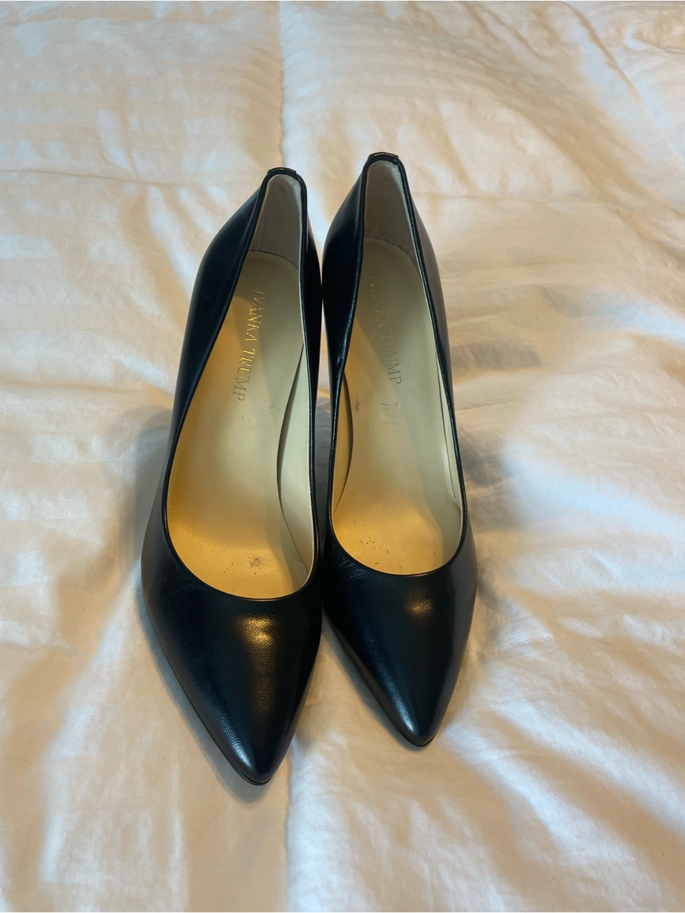 Classic Black Pointed-Toe Pumps - Black